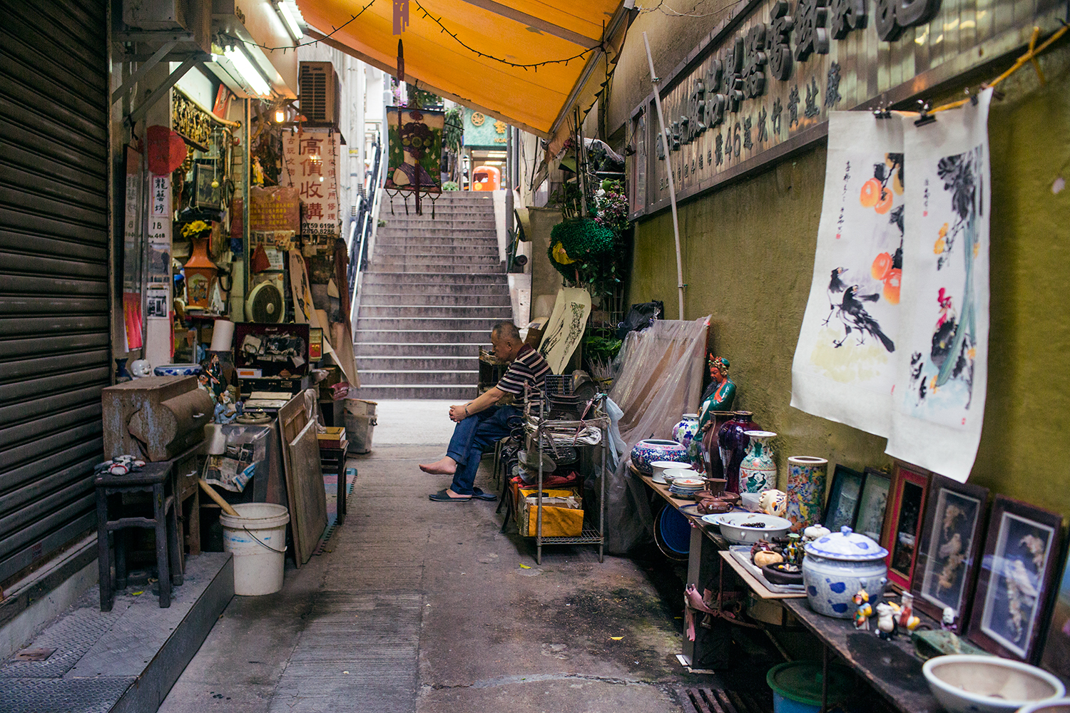 Cat-street-markets-vintage-hong-chinese-kong