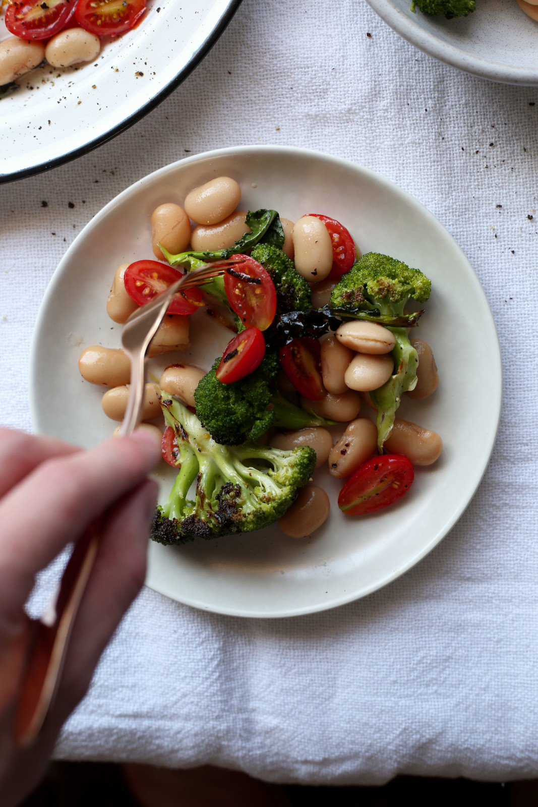 hand-broc-salad